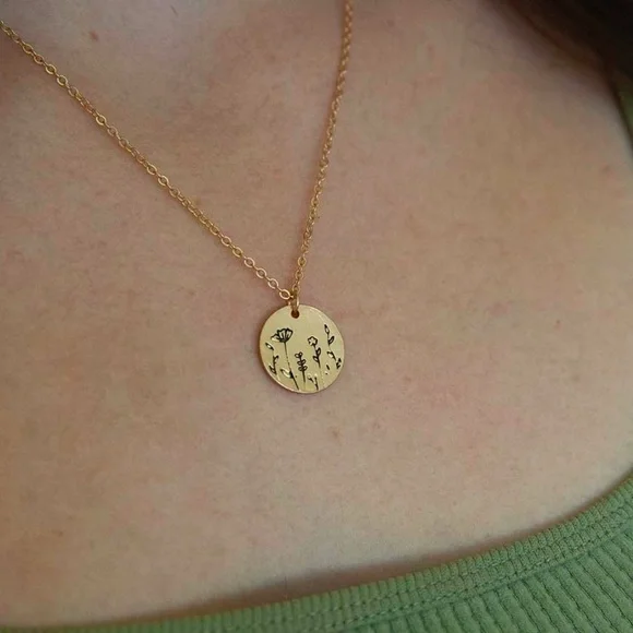 Wildflower necklace - Picture 2 of 2